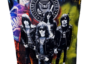 TOALLON EXTRA GRANDE RAMONES (1.50 m x 1.0 m)