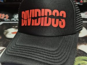 GORRA TRUCKER DIVIDIDOS